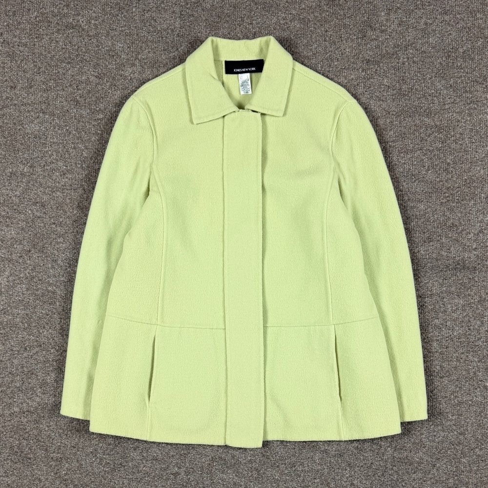 Jones New York Green Wool Short Unlined Jacket Women’s L Hidden‎ Button Closure
